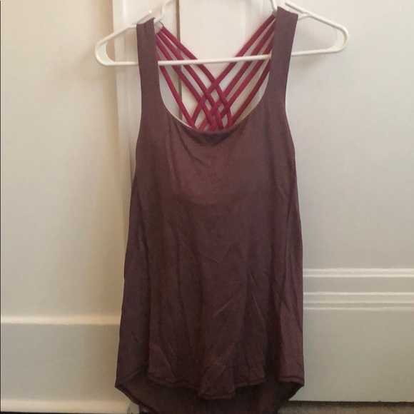 Athletic top - Picture 1 of 2